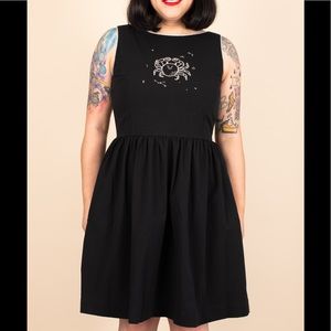 Tuesday Bassen Tropic of Cancer Black Pinafore Dress Size Small